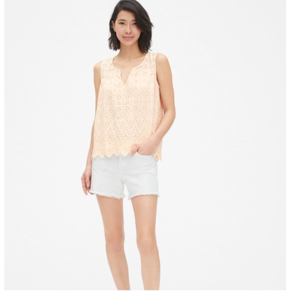 Gap White Eyelet Embroidered Lace Split Neck Slee… - image 2